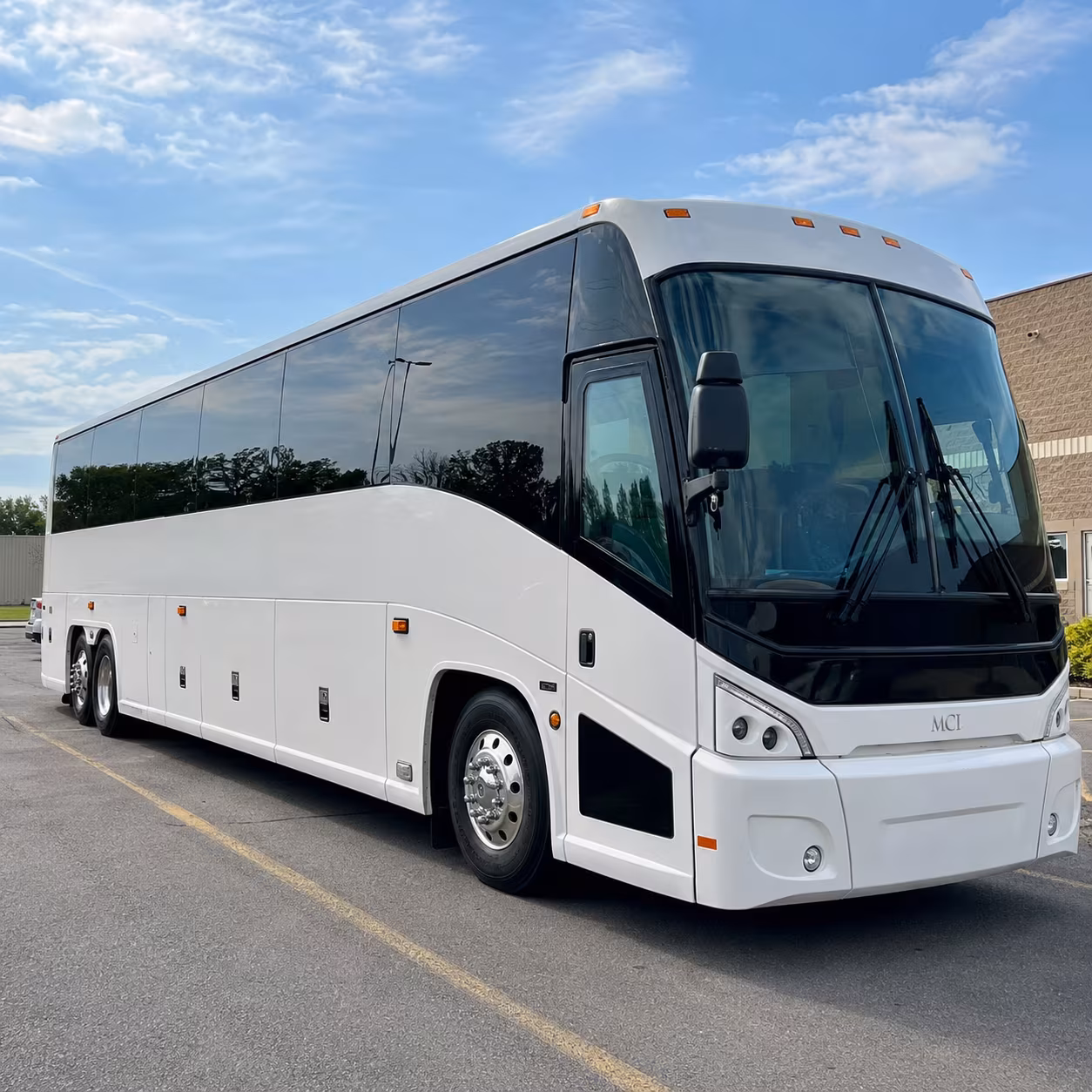 charter buses for corporate events at ut dallas and galatyn park