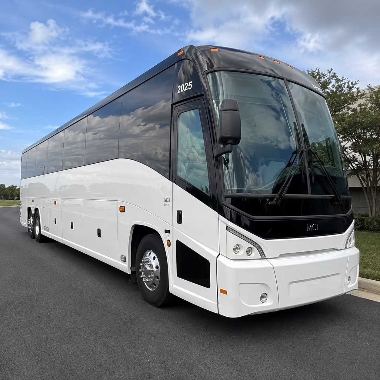 eisemann center performance buses for groups of any size