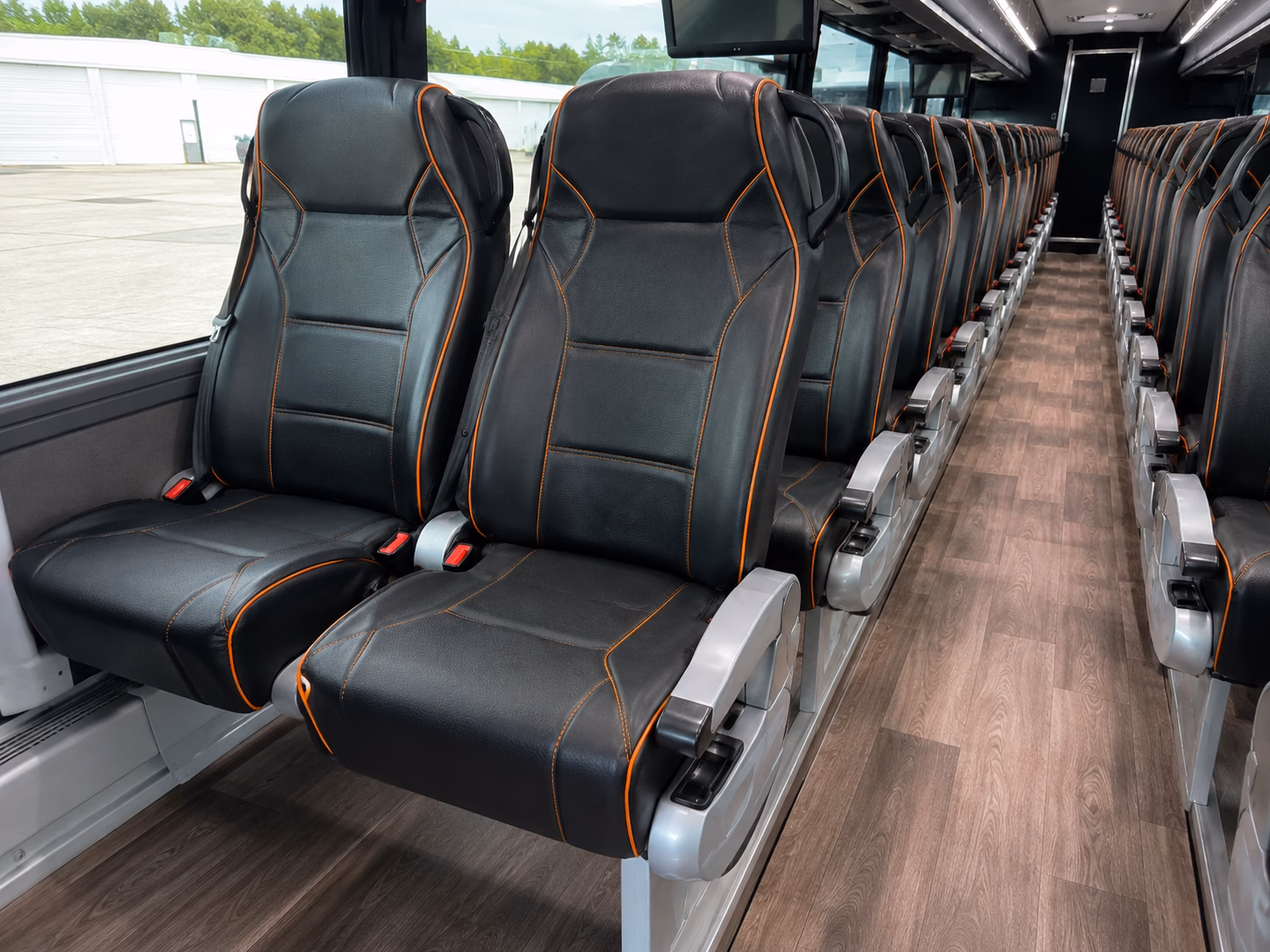 minibus and party bus rentals for mckinney brewery and winery crawls