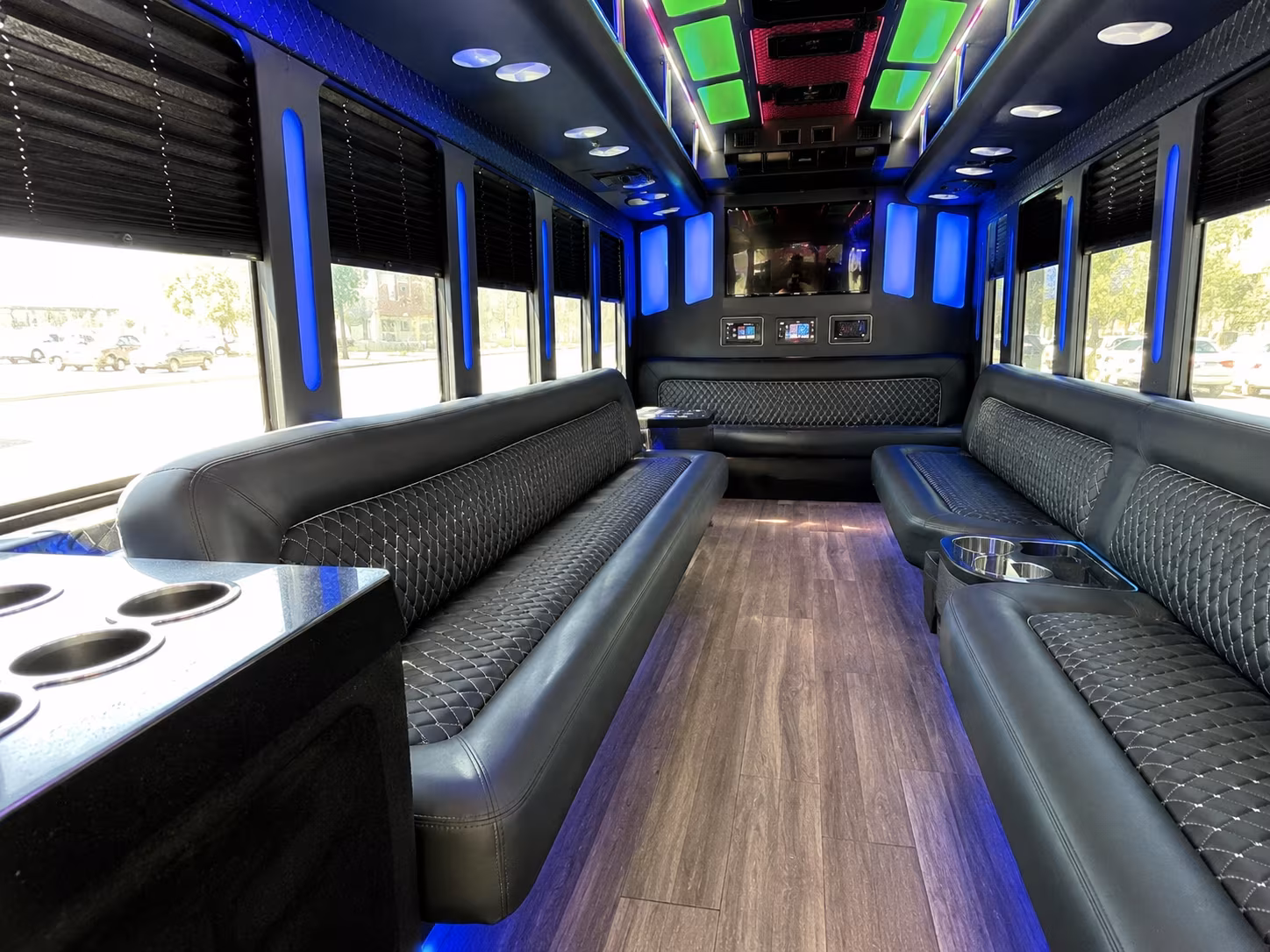 richardson 15 passenger party bus inside