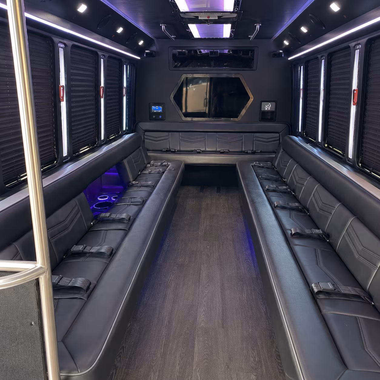 richardson 18 passenger party bus interior
