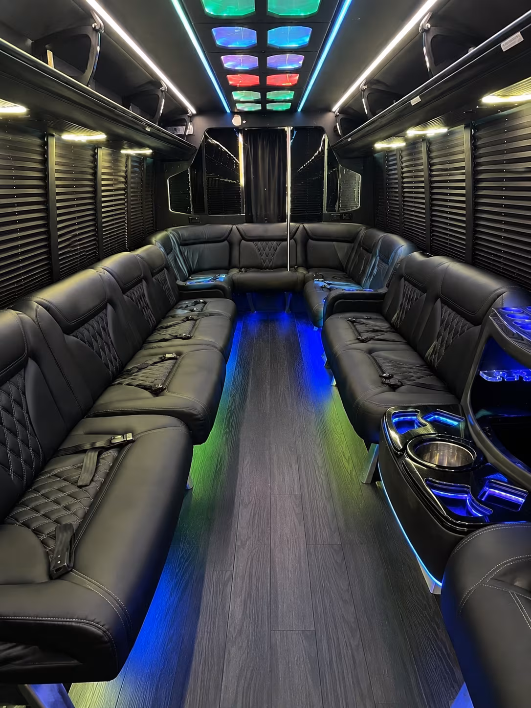 richardson 20 passenger party bus interior