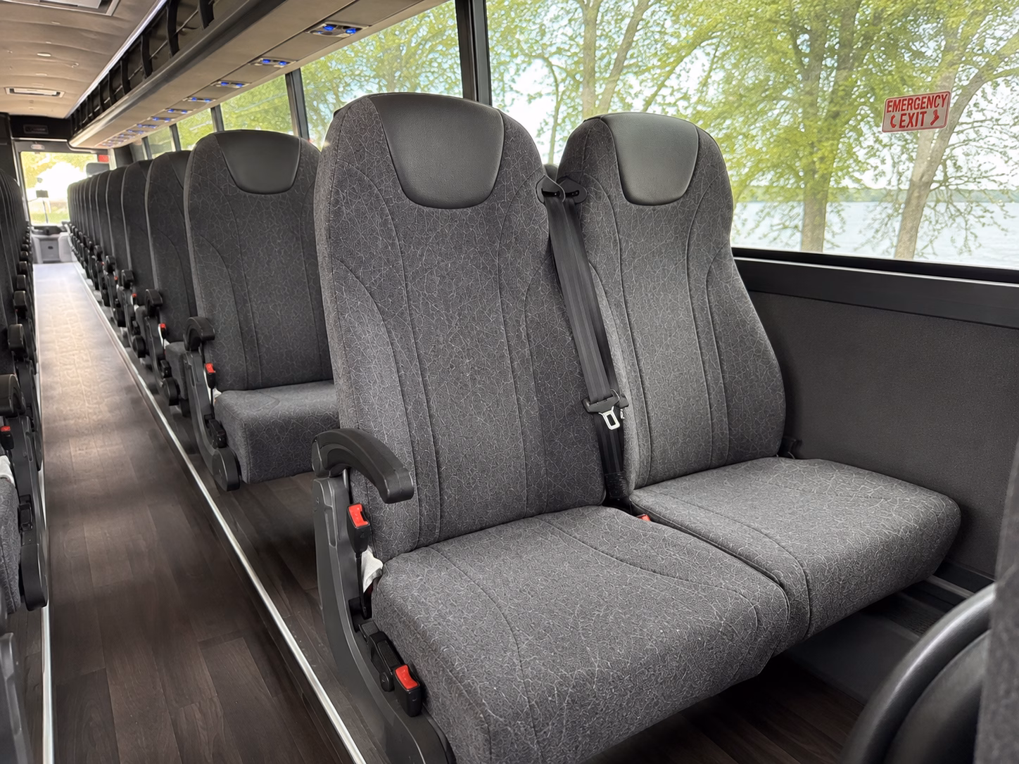 richardson charter buses